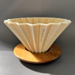 【日本】Origami 摺紙濾杯 奶茶色 M號 含木座