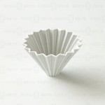 【日本】Origami 摺紙濾杯 霧灰色 M號 含樹酯底座
